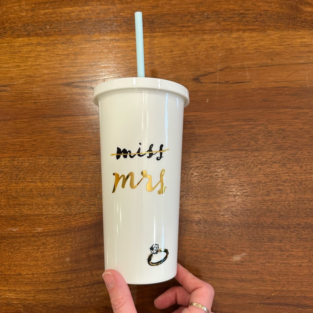 NEW Kate Spade Miss to Mrs White Tumbler with Gold Logo and Blue Straw